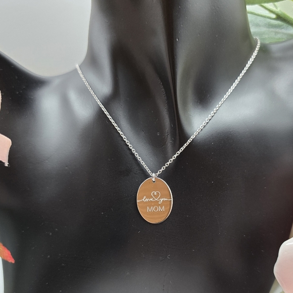 ♥️ LOVE YOU MOM STERLING SILVER NECKLACE - Picture 2 of 6